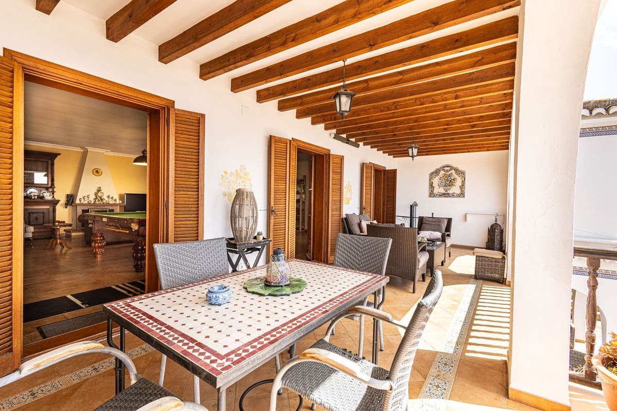 5 sovrum Villa till salu i Competa med pool garage - 790 000 € (Ref: 9777105)