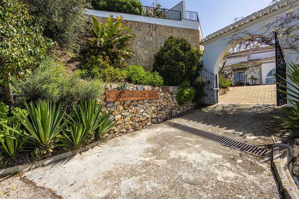 5 sovrum Villa till salu i Competa med pool garage - 790 000 € (Ref: 9777105)