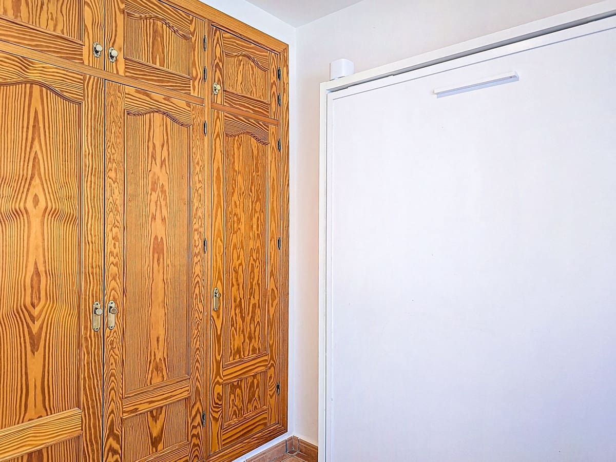 3 soverom Villa til salgs i Arenas med svømmebasseng garasje - € 535 000 (Ref: 9782530)