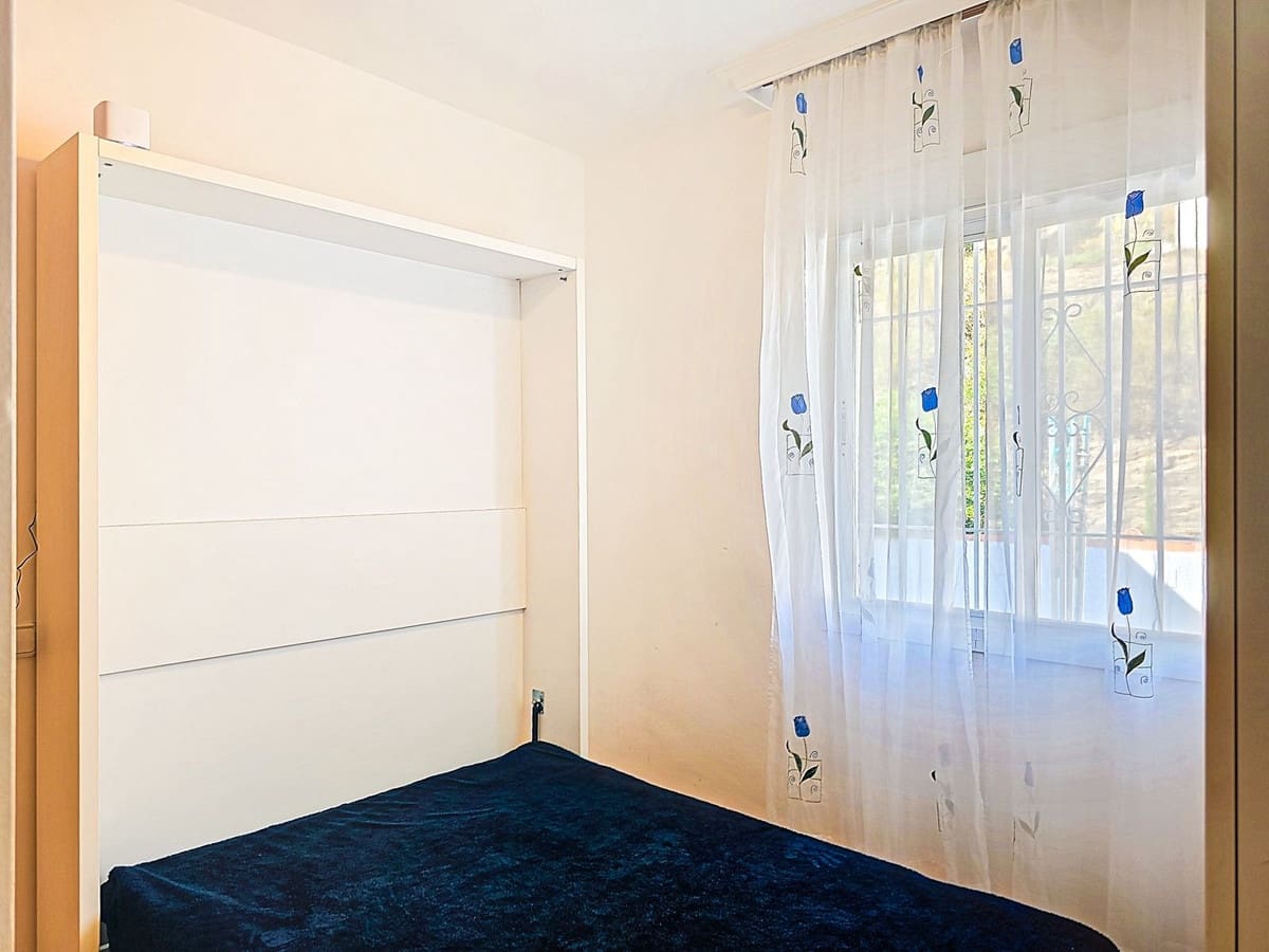 3 soverom Villa til salgs i Arenas med svømmebasseng garasje - € 535 000 (Ref: 9782530)