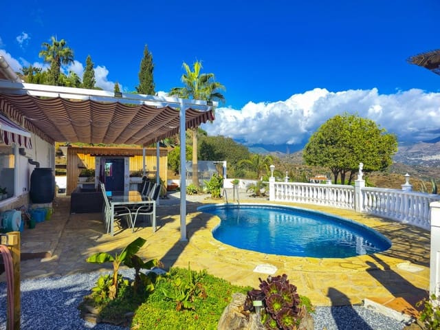 3 soverom Villa til salgs i Arenas med svømmebasseng garasje - € 535 000 (Ref: 9782530)