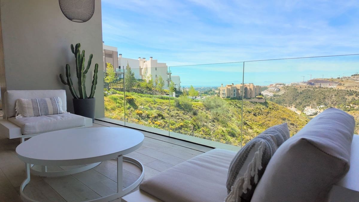 2 bedroom Apartment for sale in Benahavis with pool garage - € 850,000 (Ref: 9783436)