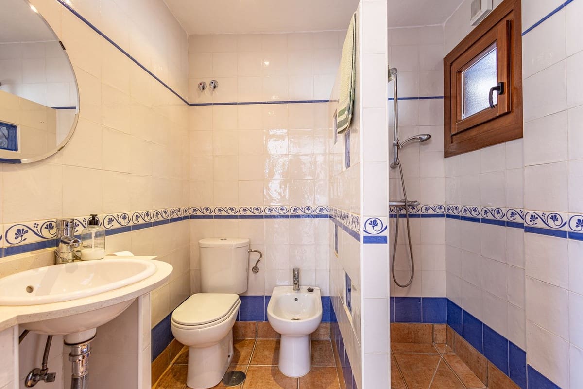 4 sovrum Finca/Hus på landet till salu i Canillas de Aceituno med pool garage - 545 000 € (Ref: 9783606)