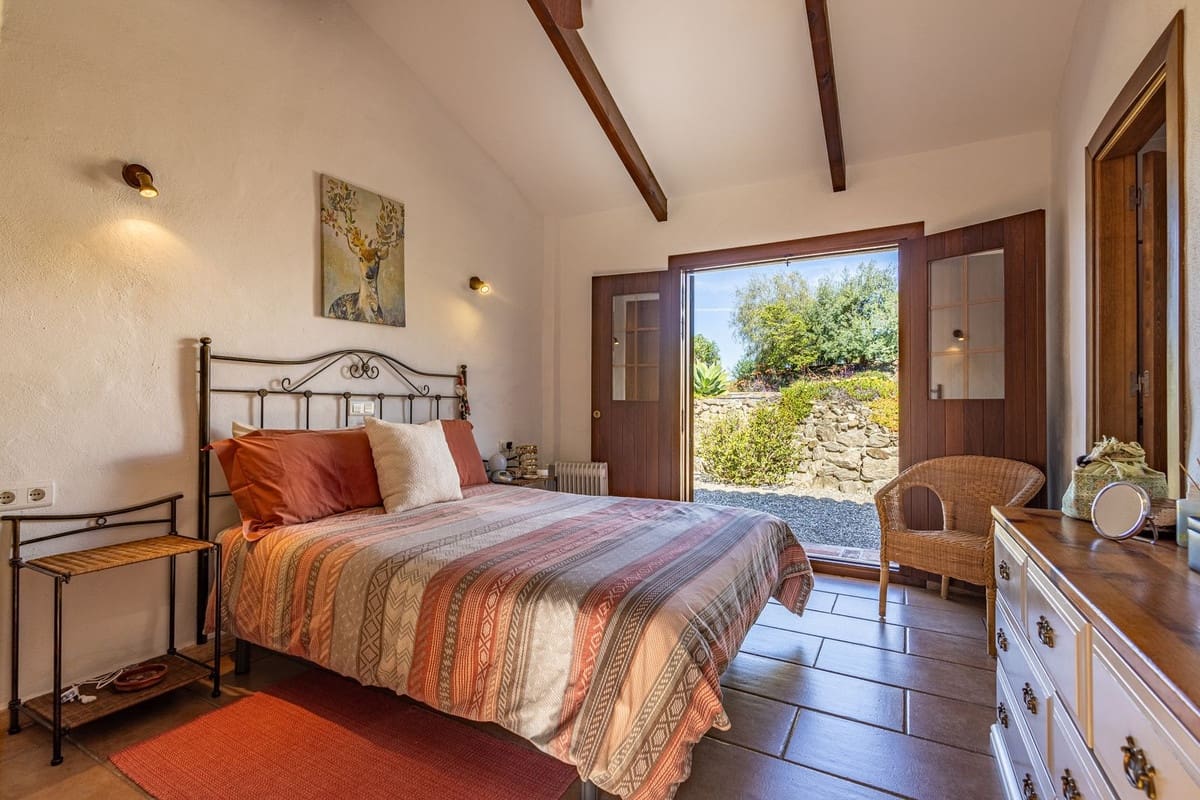 4 sovrum Finca/Hus på landet till salu i Canillas de Aceituno med pool garage - 545 000 € (Ref: 9783606)