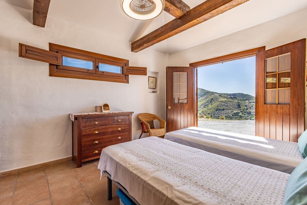 4 sovrum Finca/Hus på landet till salu i Canillas de Aceituno med pool garage - 545 000 € (Ref: 9783606)