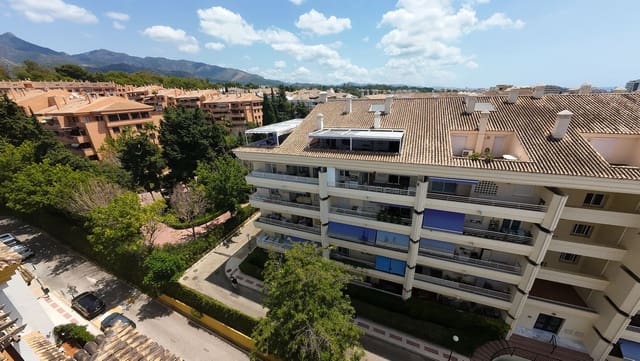Apartamento de 4 habitaciones en Marbella en venta con piscina garaje - 1.200.000 € (Ref: 9789758)