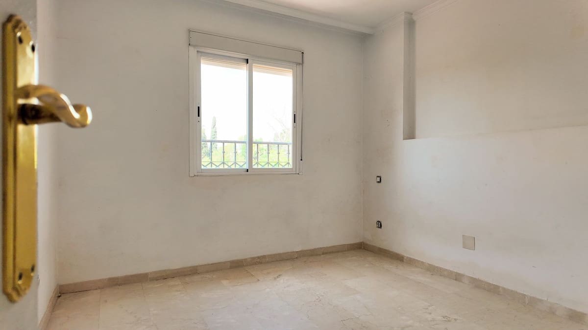 4 bedroom Townhouse for sale in San Pedro de Alcantara with pool garage - € 790,000 (Ref: 9793320)