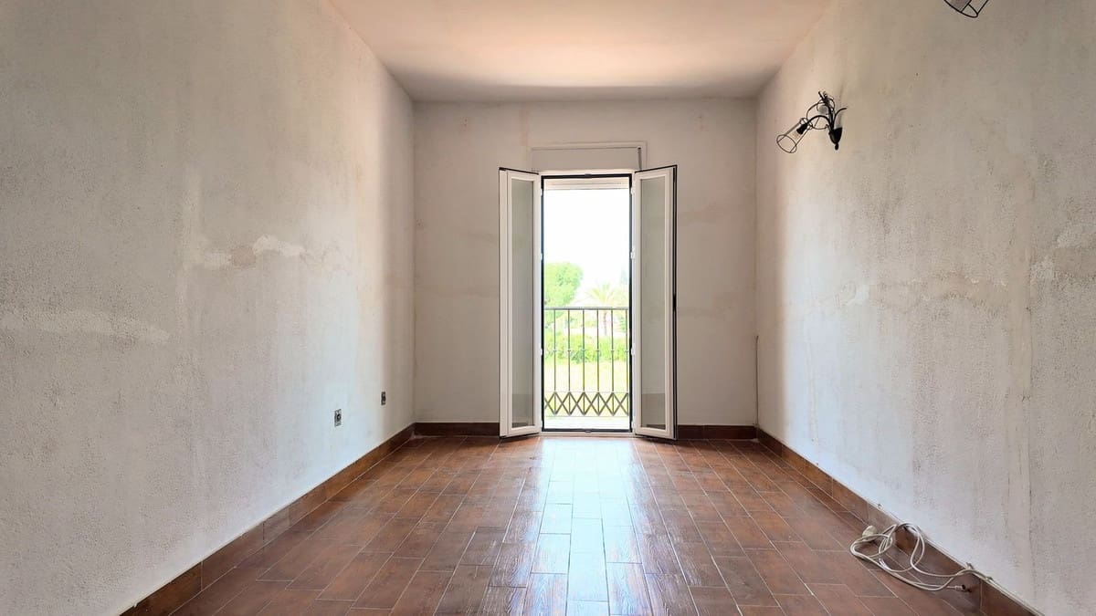 4 bedroom Townhouse for sale in San Pedro de Alcantara with pool garage - € 790,000 (Ref: 9793320)