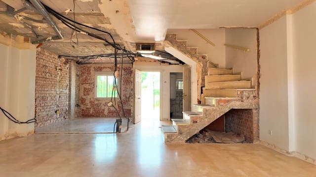 4 bedroom Townhouse for sale in San Pedro de Alcantara, Marbella with pool garage - € 849,000 (Ref: 9793320)