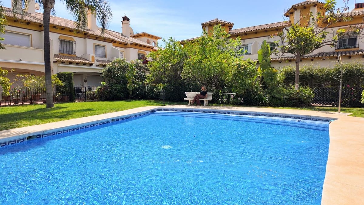4 bedroom Townhouse for sale in San Pedro de Alcantara with pool garage - € 790,000 (Ref: 9793320)