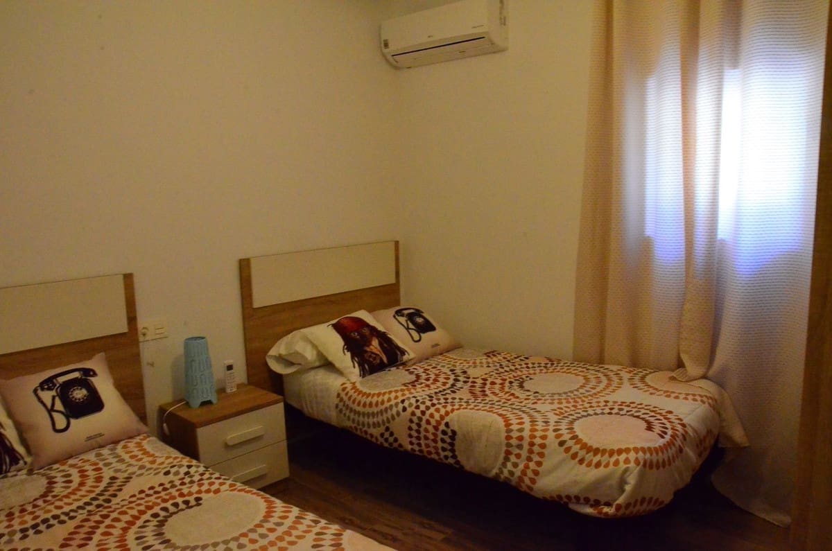 4 quarto Moradia para venda em Alora com piscina - 395 000 € (Ref: 9793648)