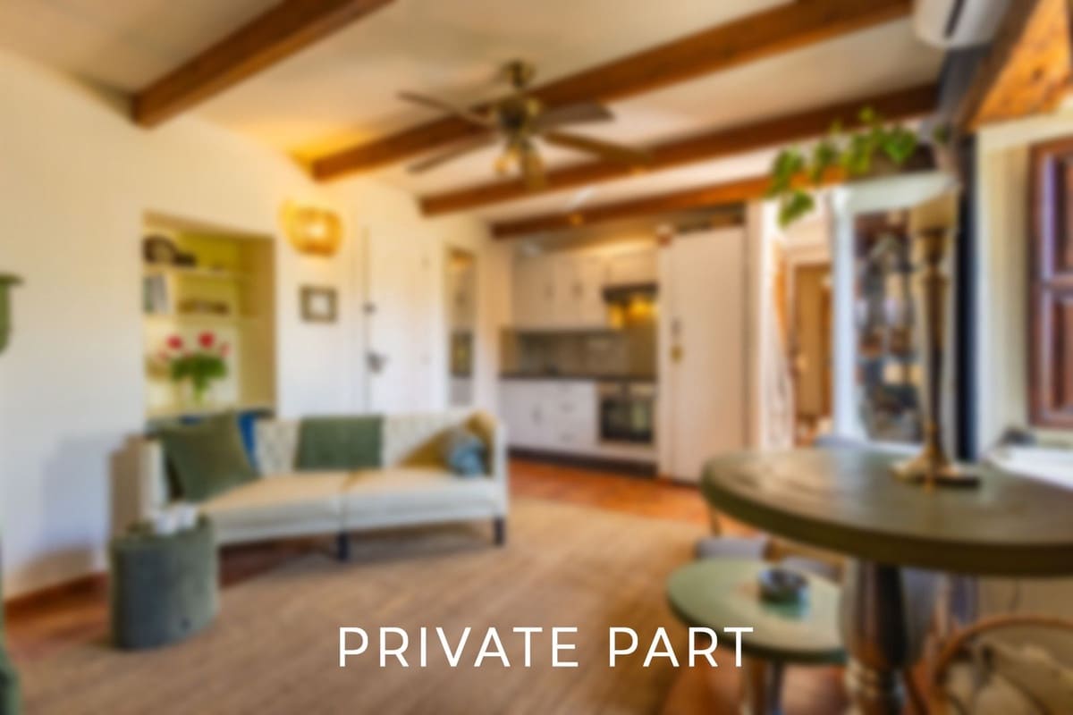 6 soveværelse Villa til salg i Archidona med swimmingpool garage - € 480.000 (Ref: 9795613)