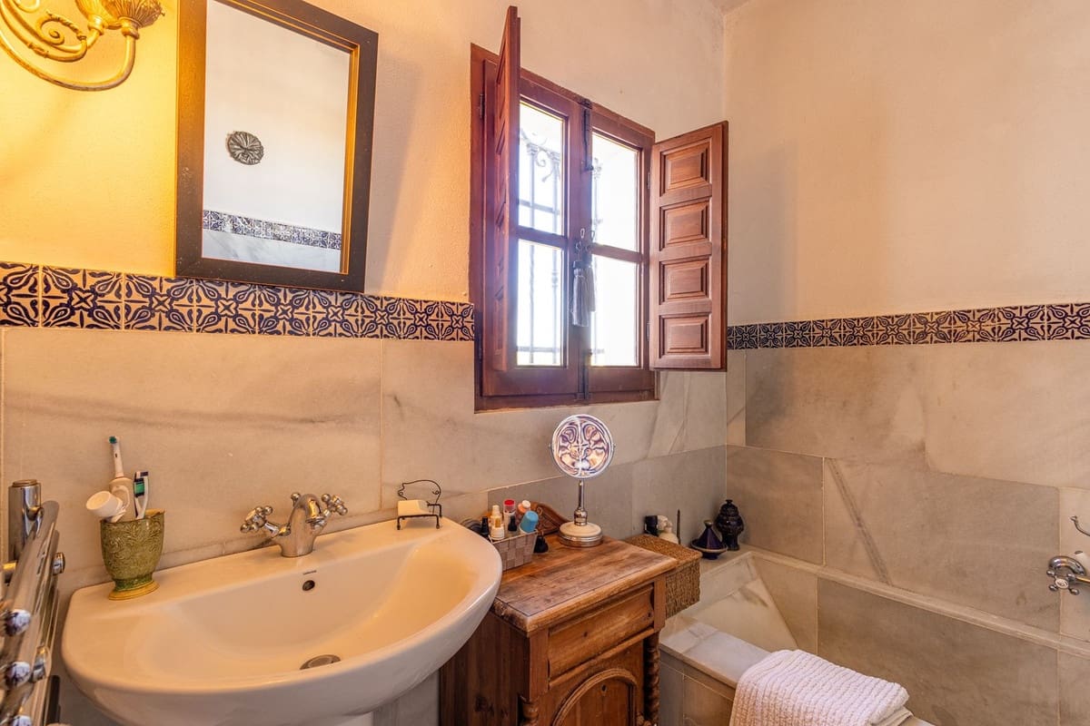 8 Zimmer Finca/Landgut zu verkaufen in Villanueva del Trabuco mit Pool Garage - 875.000 € (Ref: 9801469)