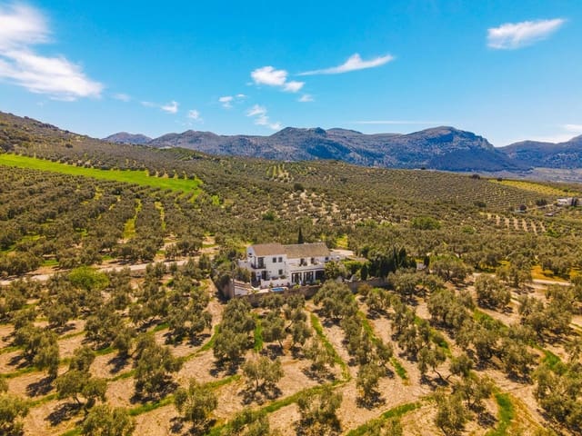 8 Zimmer Finca/Landgut zu verkaufen in Villanueva del Trabuco mit Pool Garage - 875.000 € (Ref: 9801469)