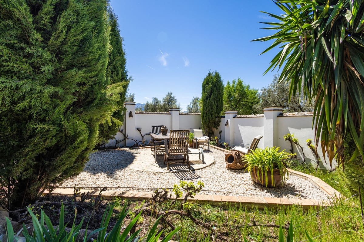 8 Zimmer Finca/Landgut zu verkaufen in Villanueva del Trabuco mit Pool Garage - 875.000 € (Ref: 9801469)