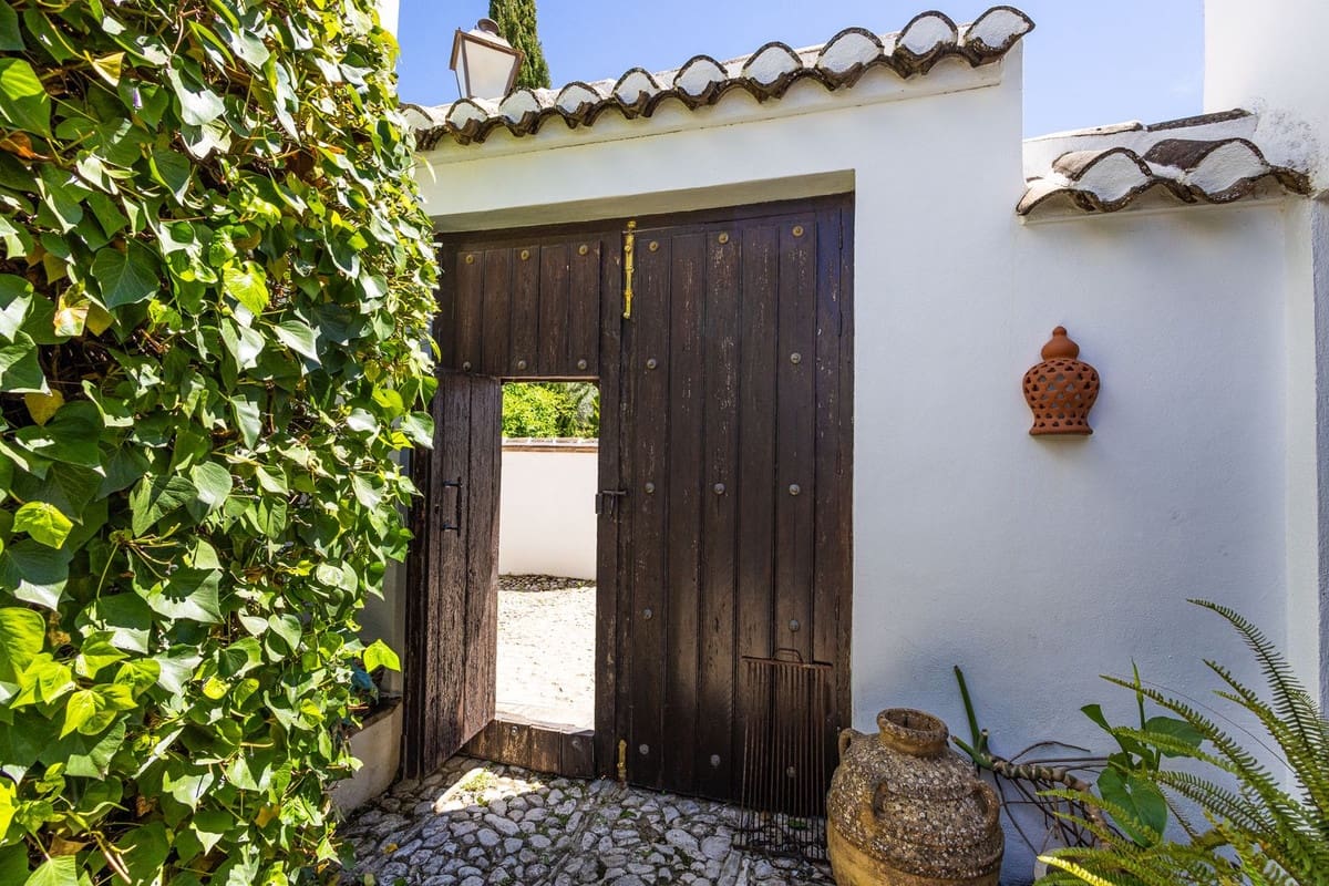 8 Zimmer Finca/Landgut zu verkaufen in Villanueva del Trabuco mit Pool Garage - 875.000 € (Ref: 9801469)