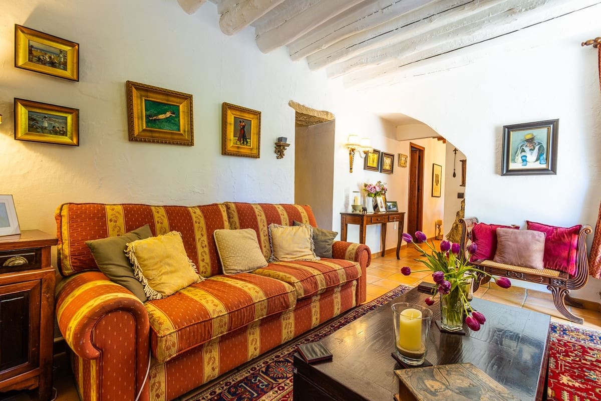 8 Zimmer Finca/Landgut zu verkaufen in Villanueva del Trabuco mit Pool Garage - 875.000 € (Ref: 9801469)