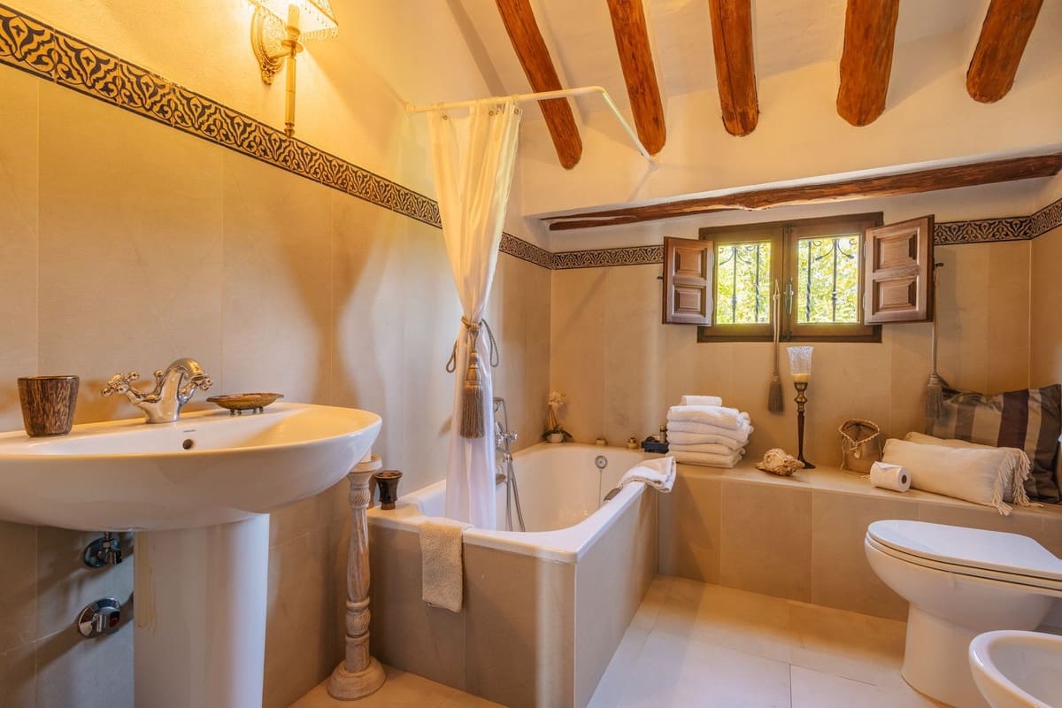 8 Zimmer Finca/Landgut zu verkaufen in Villanueva del Trabuco mit Pool Garage - 875.000 € (Ref: 9801469)