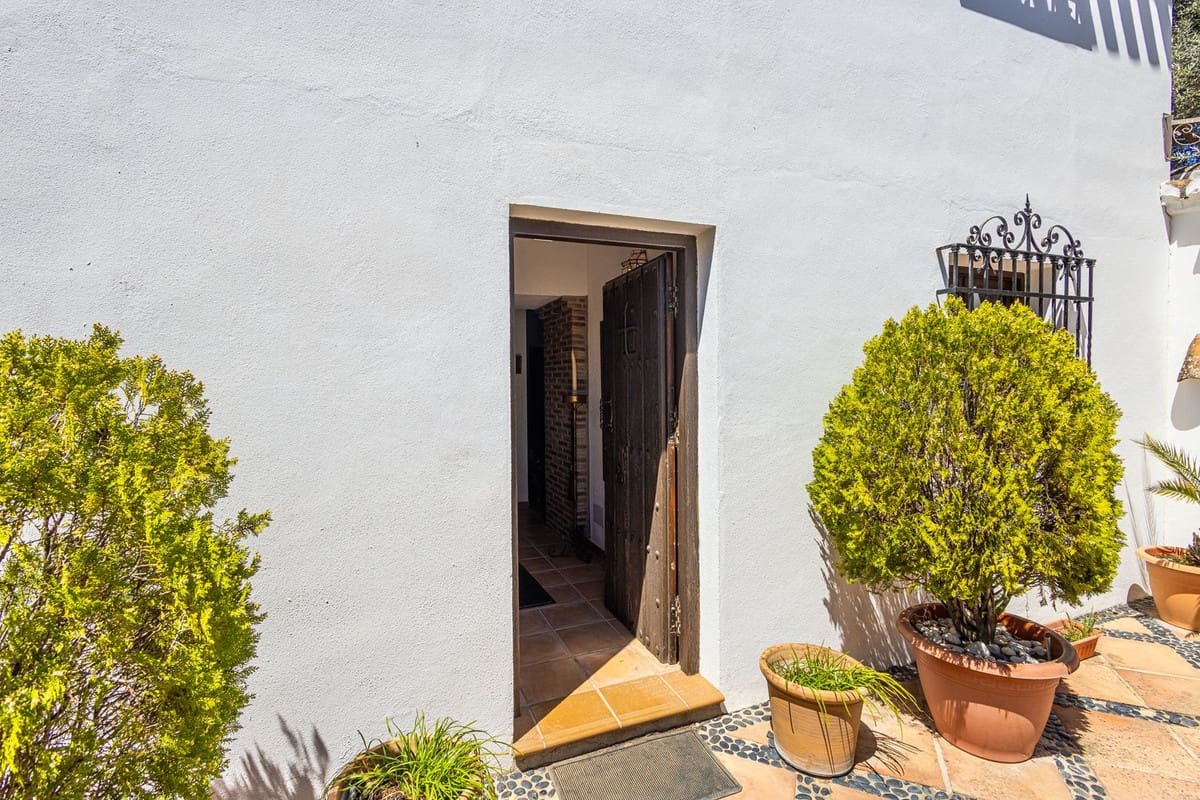 8 Zimmer Finca/Landgut zu verkaufen in Villanueva del Trabuco mit Pool Garage - 875.000 € (Ref: 9801469)