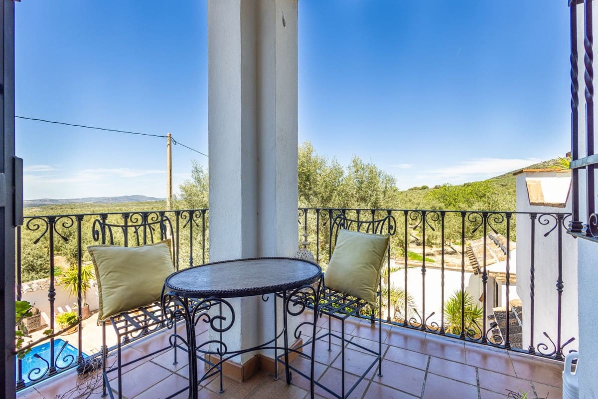 8 Zimmer Finca/Landgut zu verkaufen in Villanueva del Trabuco mit Pool Garage - 875.000 € (Ref: 9801469)