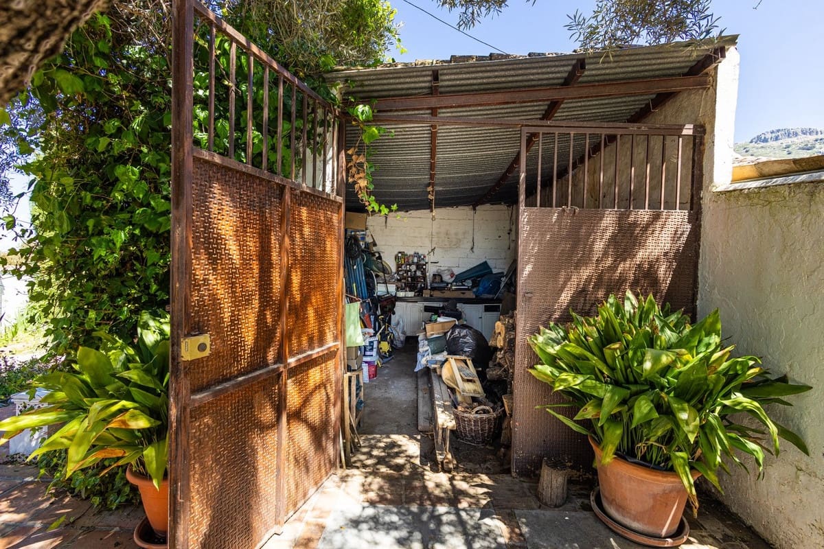 8 Zimmer Finca/Landgut zu verkaufen in Villanueva del Trabuco mit Pool Garage - 875.000 € (Ref: 9801469)