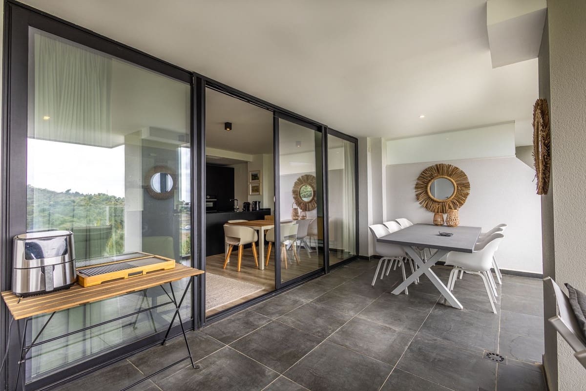 Apartamento de 3 habitaciones en Mijas Costa en venta con piscina garaje - 389.000 € (Ref: 9802813)