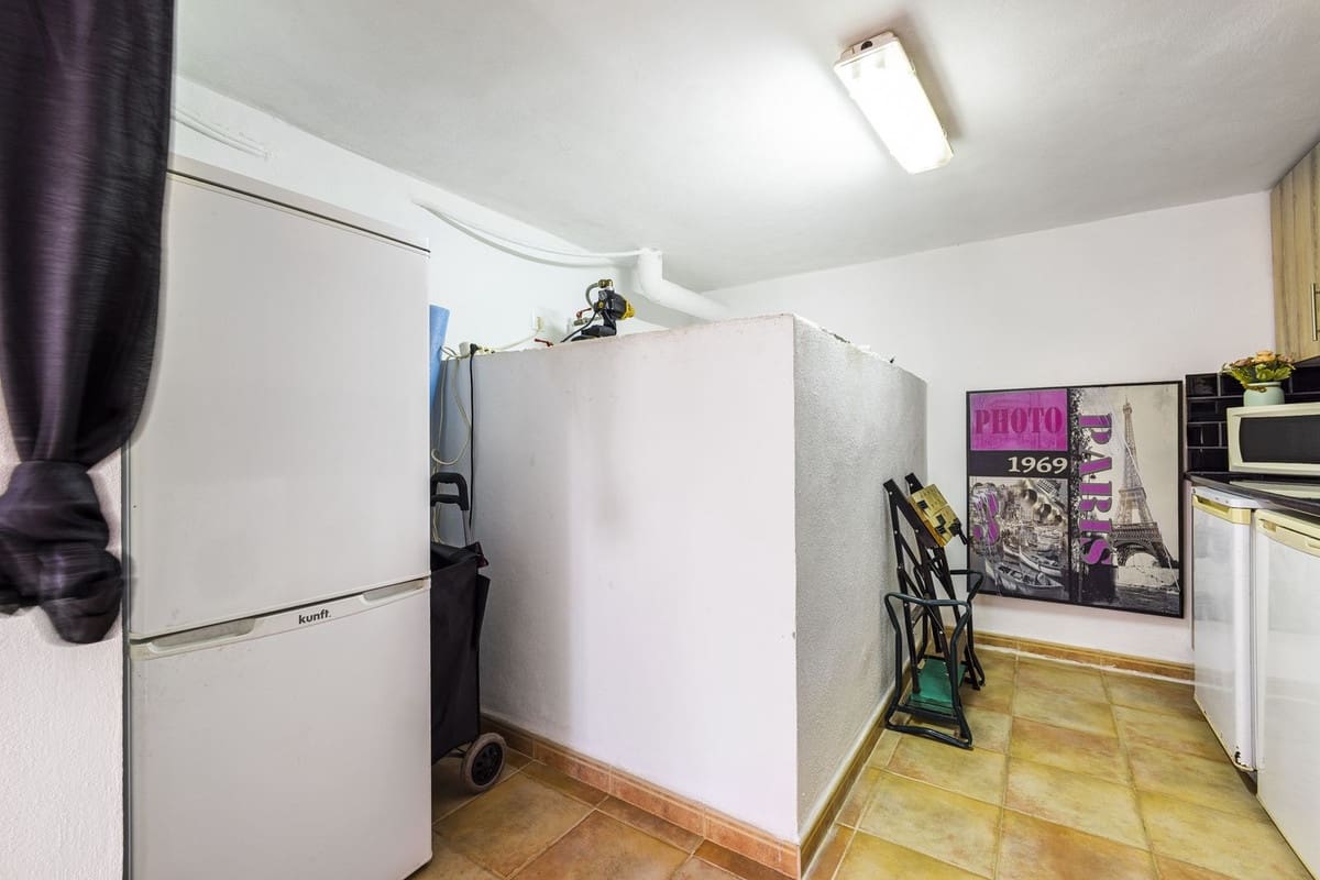 3 sovrum Villa till salu i Alcaucin med pool garage - 335 000 € (Ref: 9803901)
