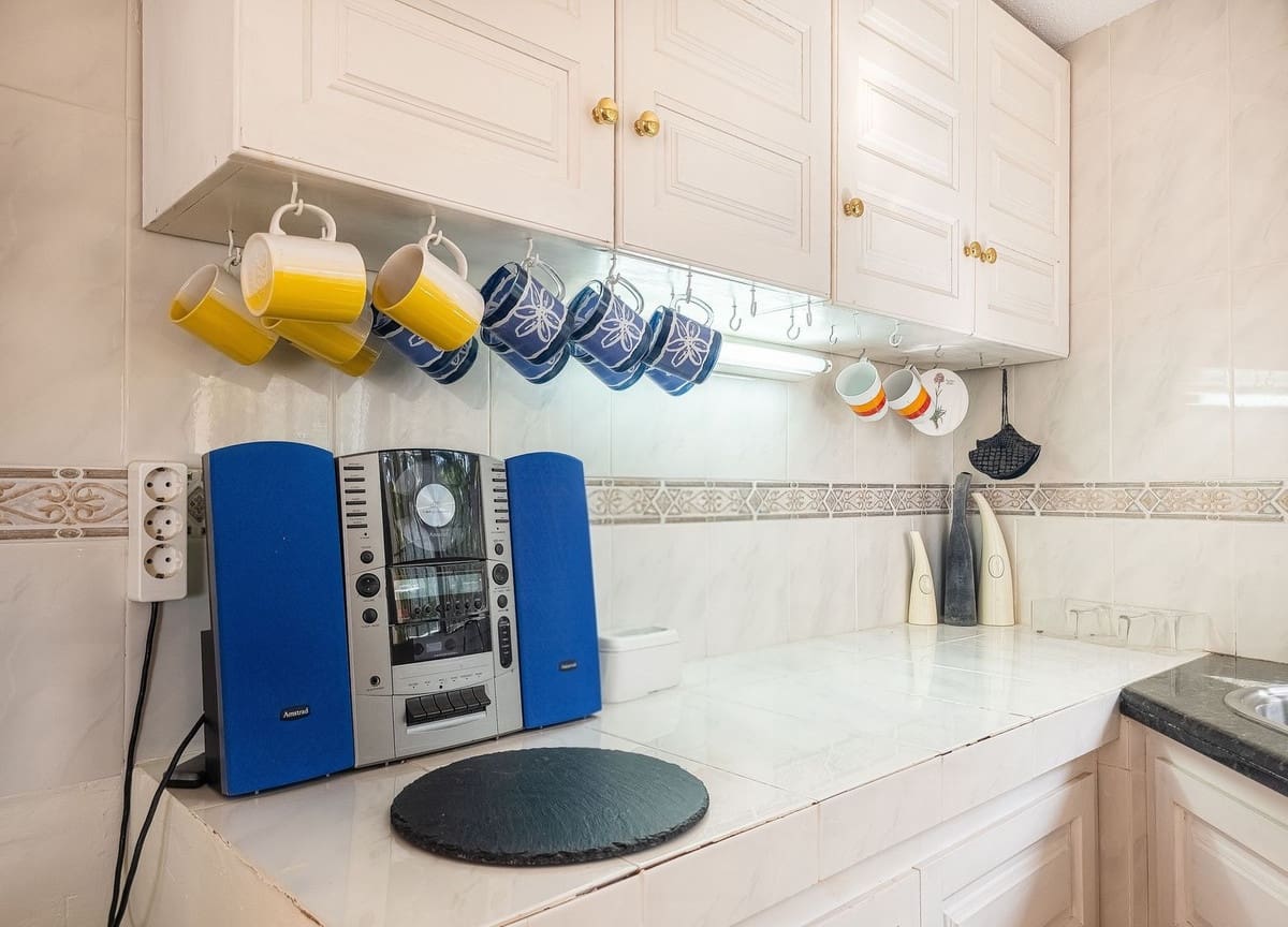 4 slaapkamer Villa te koop in Salobrena met zwembad garage - € 945.000 (Ref: 9808569)