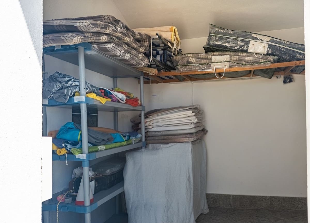 3 quarto Moradia para venda em Arenas com piscina garagem - 715 000 € (Ref: 9811337)