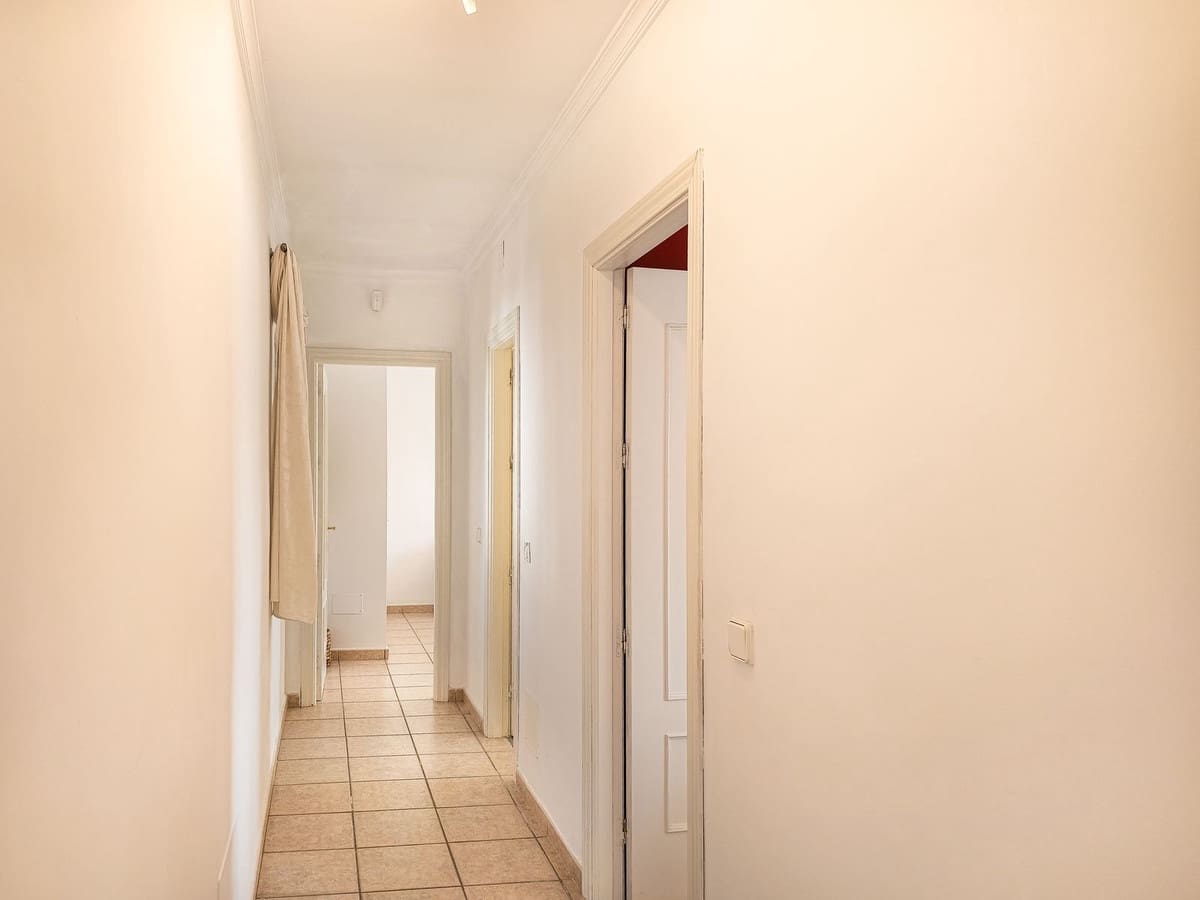 3 quarto Moradia para venda em Arenas com piscina garagem - 715 000 € (Ref: 9811337)