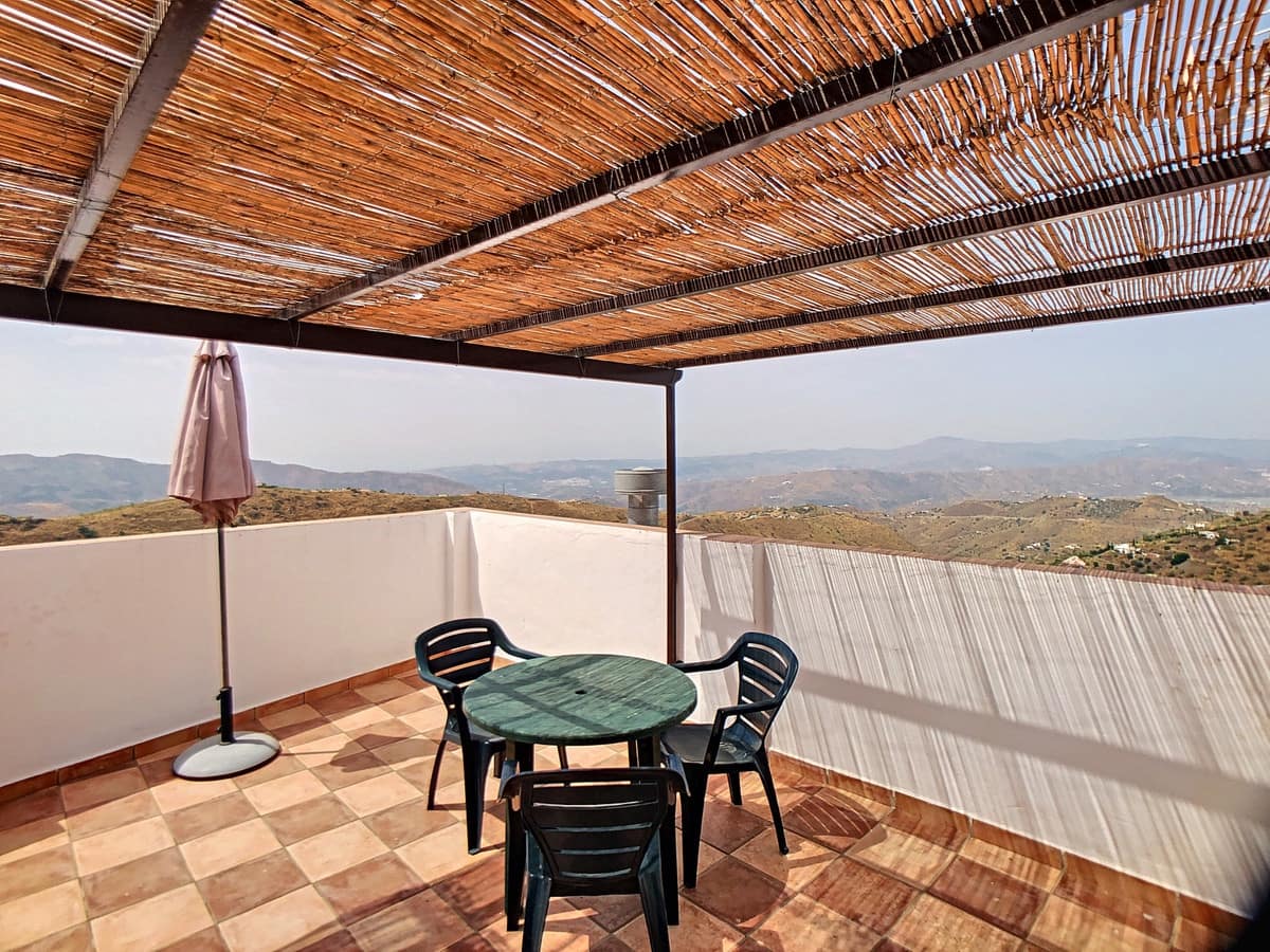 2 chambre Maison de Ville à vendre à Canillas de Aceituno - 142 000 € (Ref: 9812622)