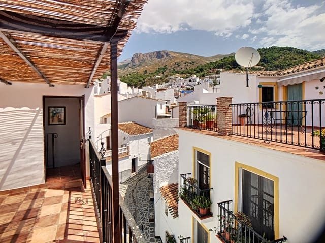 2 chambre Maison de Ville à vendre à Canillas de Aceituno - 142 000 € (Ref: 9812622)