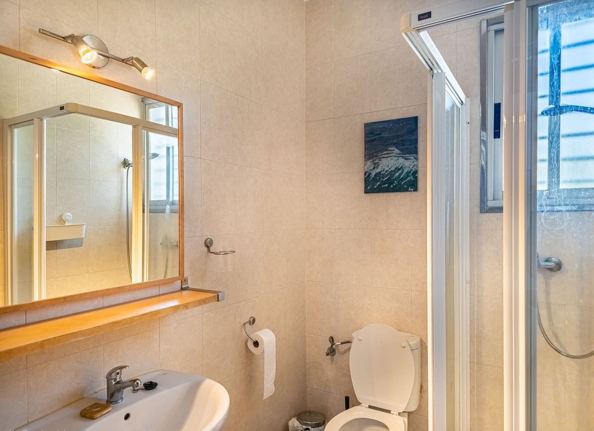 3 sovrum Finca/Hus på landet till salu i Velez de Benaudalla med pool garage - 239 000 € (Ref: 9819208)