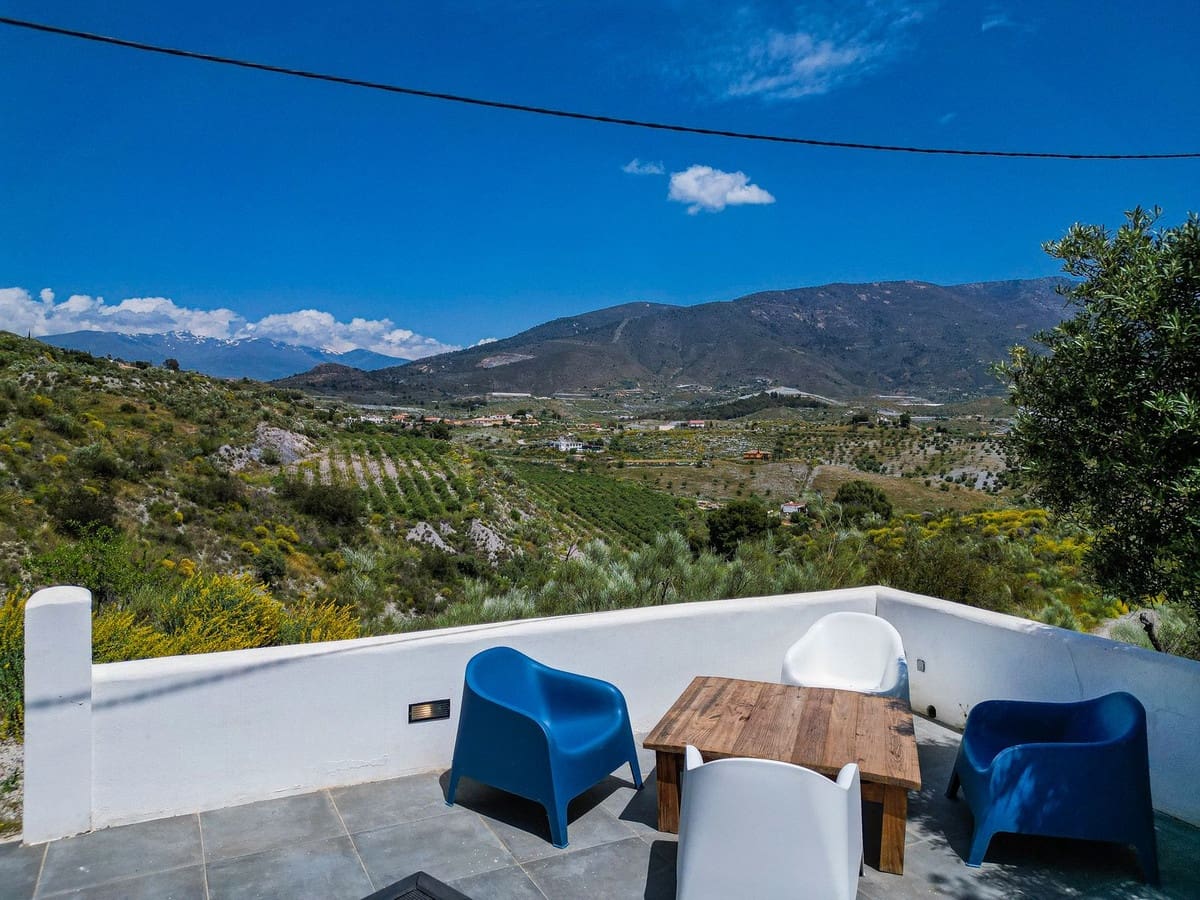 3 sovrum Finca/Hus på landet till salu i Velez de Benaudalla med pool garage - 239 000 € (Ref: 9819208)