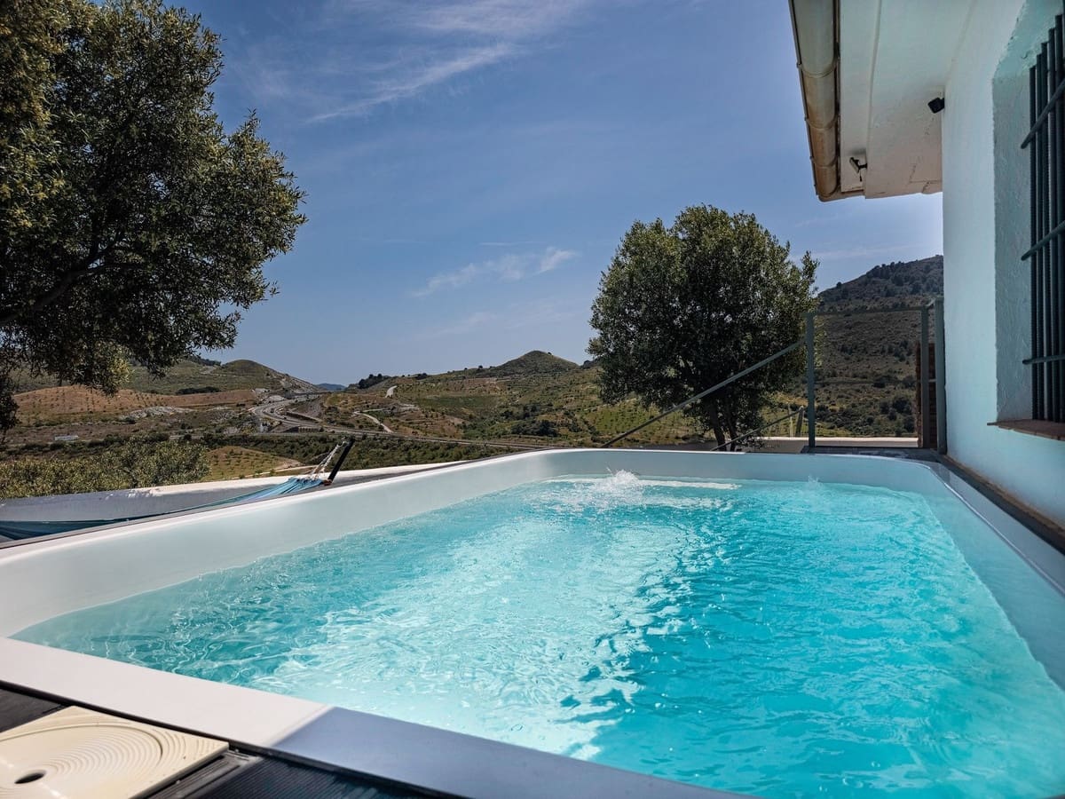 3 sovrum Finca/Hus på landet till salu i Velez de Benaudalla med pool garage - 239 000 € (Ref: 9819208)