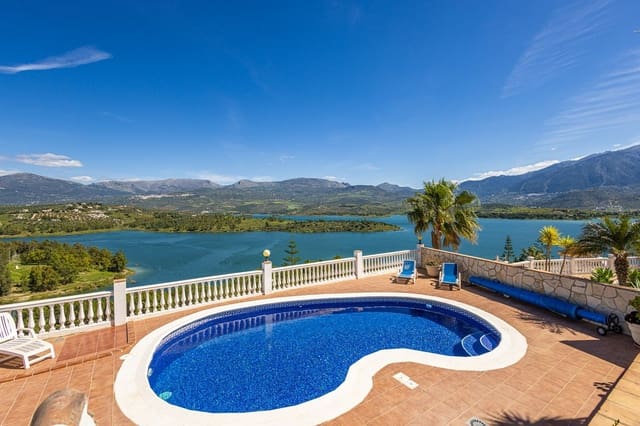 3 slaapkamer Villa te koop in Viñuela met zwembad garage - € 449.000 (Ref: 9824573)