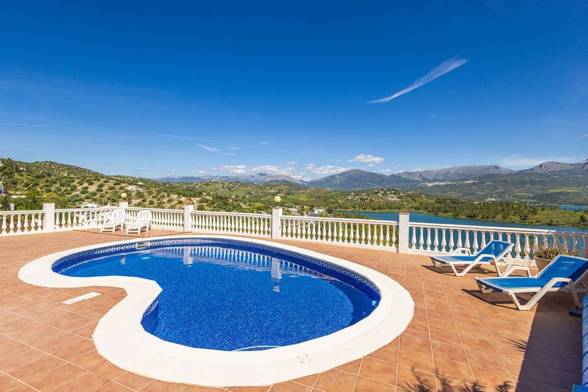 3 chambre Villa/Maison à vendre à Vinuela avec piscine garage - 449 000 € (Ref: 9824573)