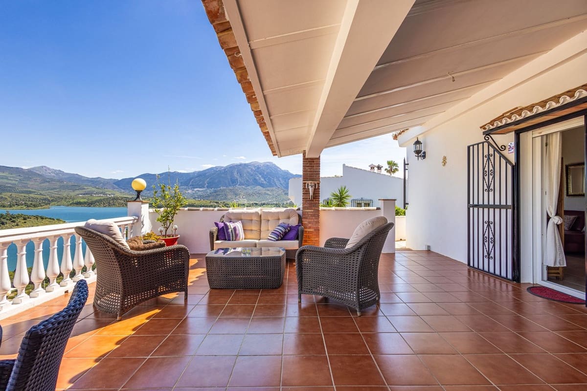 3 chambre Villa/Maison à vendre à Vinuela avec piscine garage - 449 000 € (Ref: 9824573)