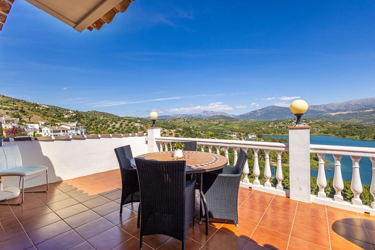 3 chambre Villa/Maison à vendre à Vinuela avec piscine garage - 449 000 € (Ref: 9824573)