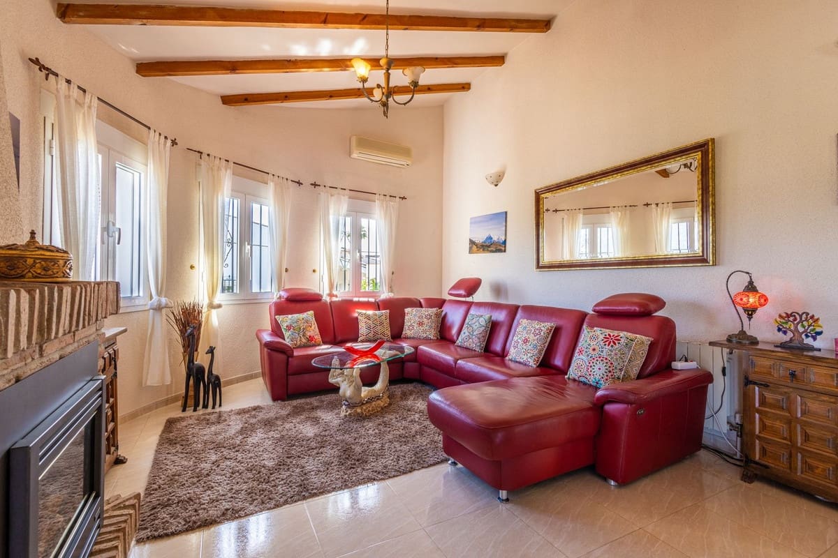 3 chambre Villa/Maison à vendre à Vinuela avec piscine garage - 449 000 € (Ref: 9824573)