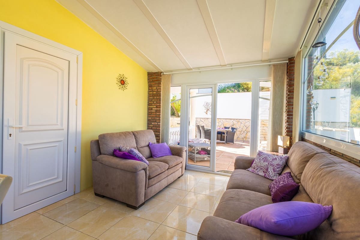 3 chambre Villa/Maison à vendre à Vinuela avec piscine garage - 449 000 € (Ref: 9824573)