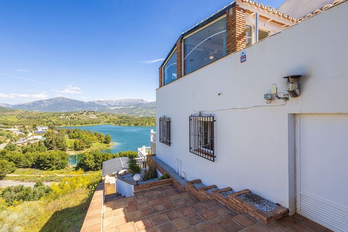 3 chambre Villa/Maison à vendre à Vinuela avec piscine garage - 449 000 € (Ref: 9824573)