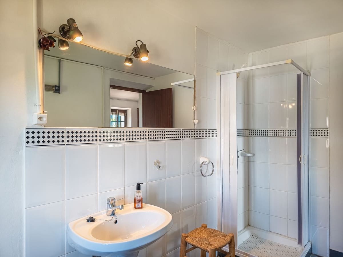 5 sovrum Finca/Hus på landet till salu i Periana med pool garage - 345 000 € (Ref: 9830017)