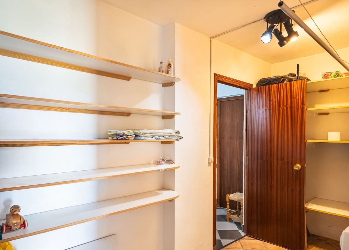 5 sovrum Finca/Hus på landet till salu i Periana med pool garage - 345 000 € (Ref: 9830017)
