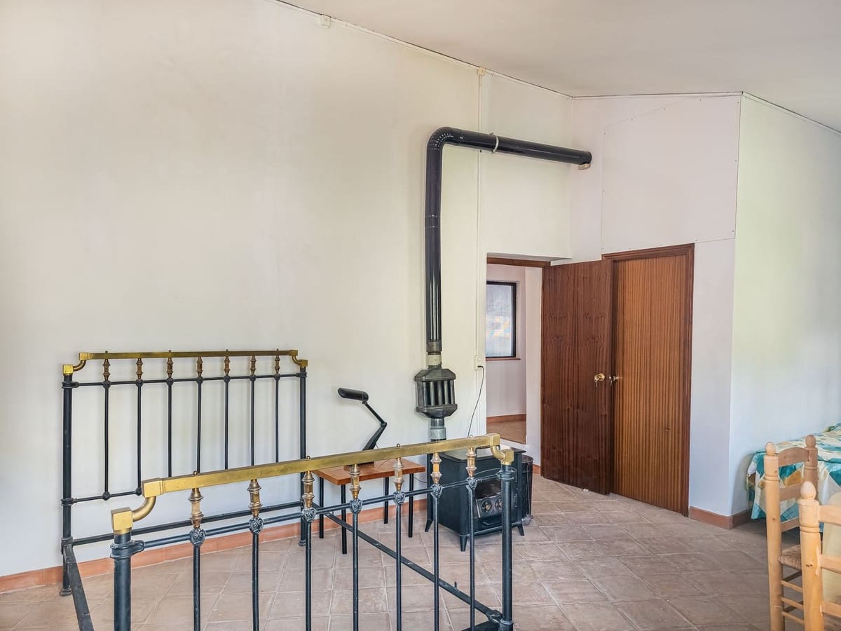 5 sovrum Finca/Hus på landet till salu i Periana med pool garage - 345 000 € (Ref: 9830017)