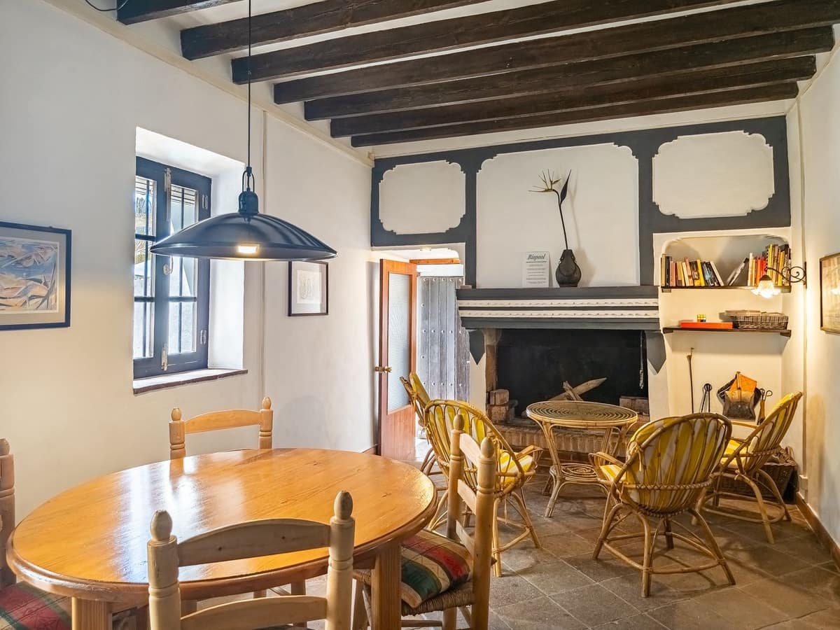 5 sovrum Finca/Hus på landet till salu i Periana med pool garage - 345 000 € (Ref: 9830017)