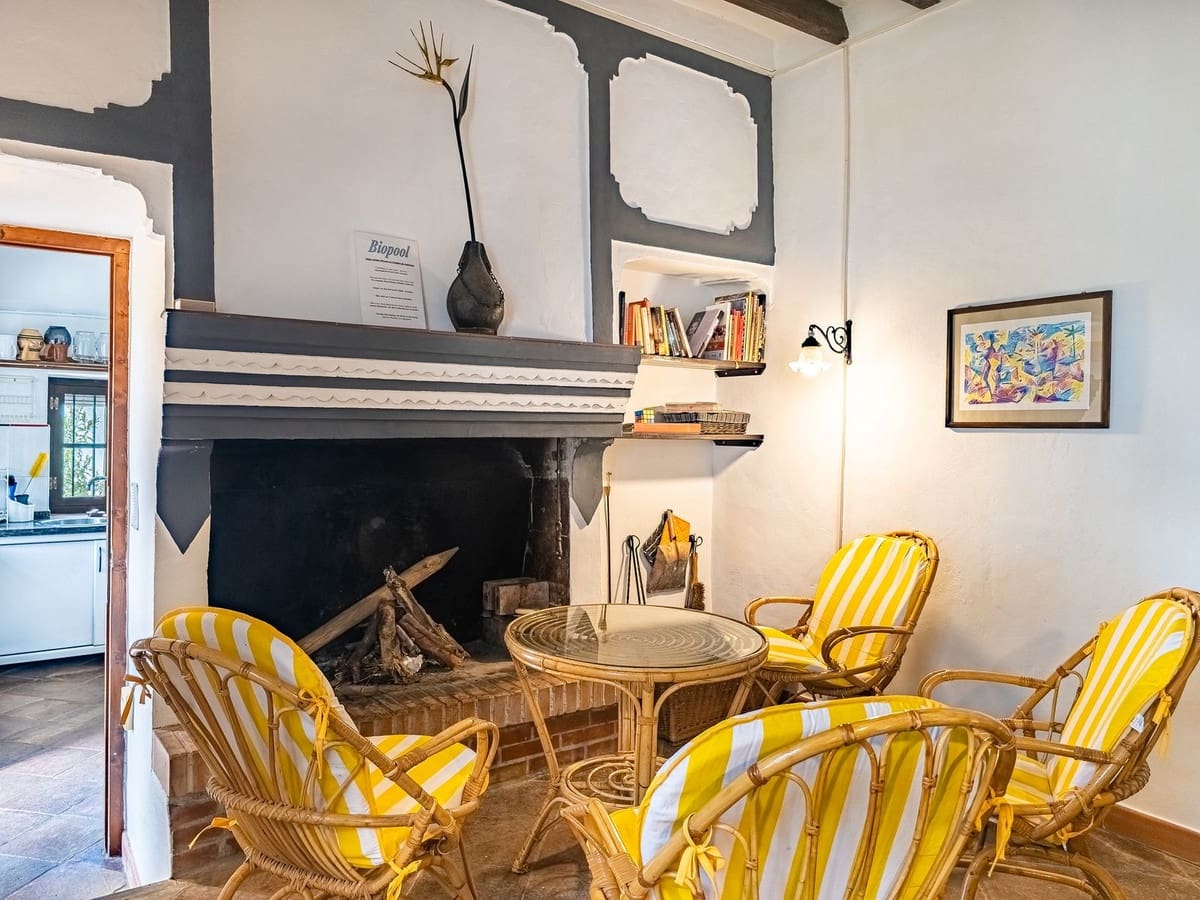 5 sovrum Finca/Hus på landet till salu i Periana med pool garage - 345 000 € (Ref: 9830017)