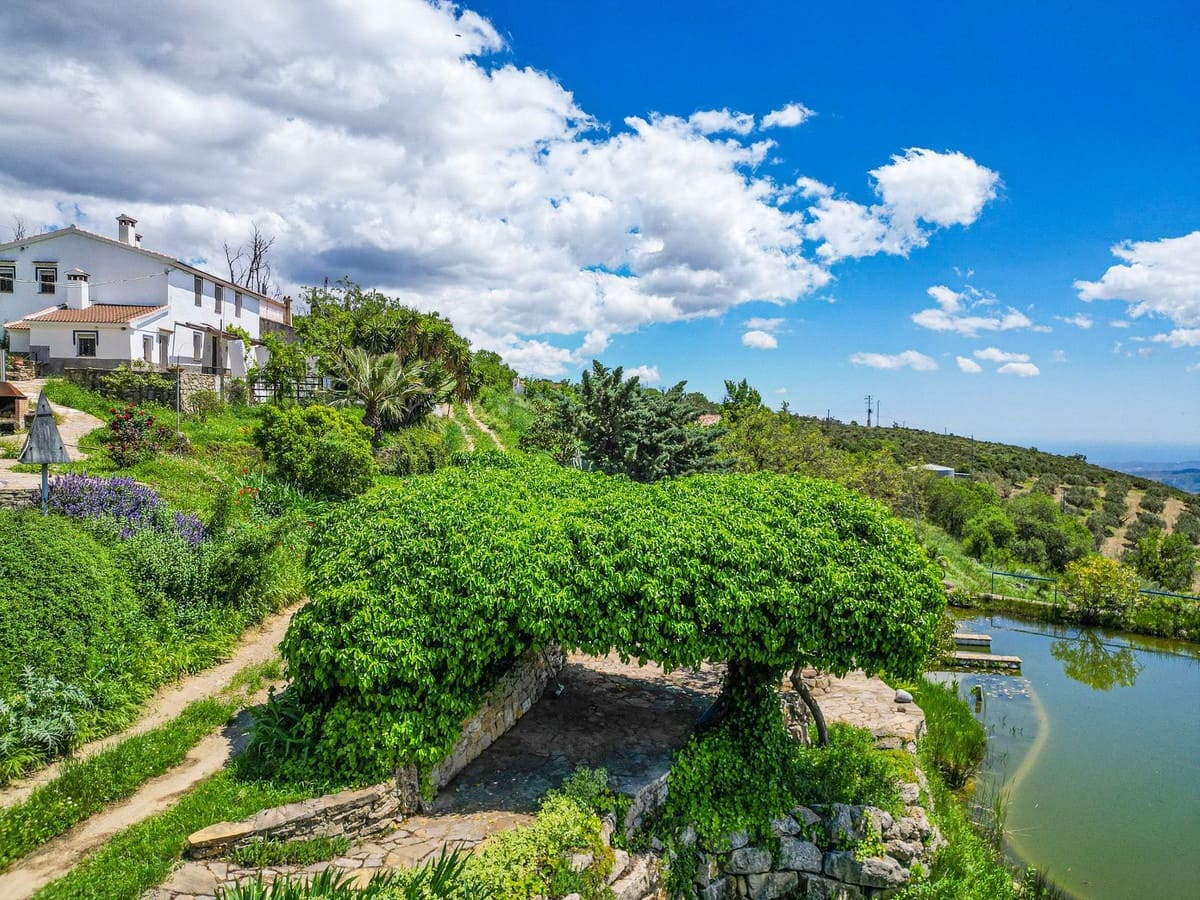 5 sovrum Finca/Hus på landet till salu i Periana med pool garage - 345 000 € (Ref: 9830017)