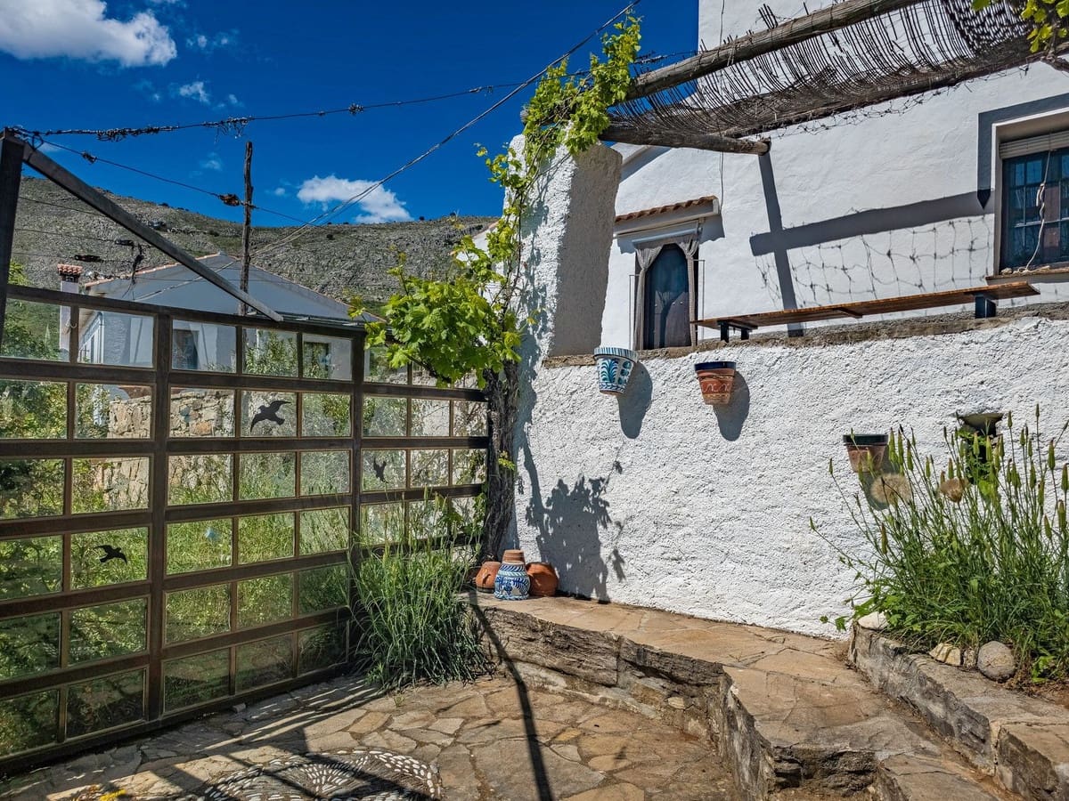 5 sovrum Finca/Hus på landet till salu i Periana med pool garage - 345 000 € (Ref: 9830017)