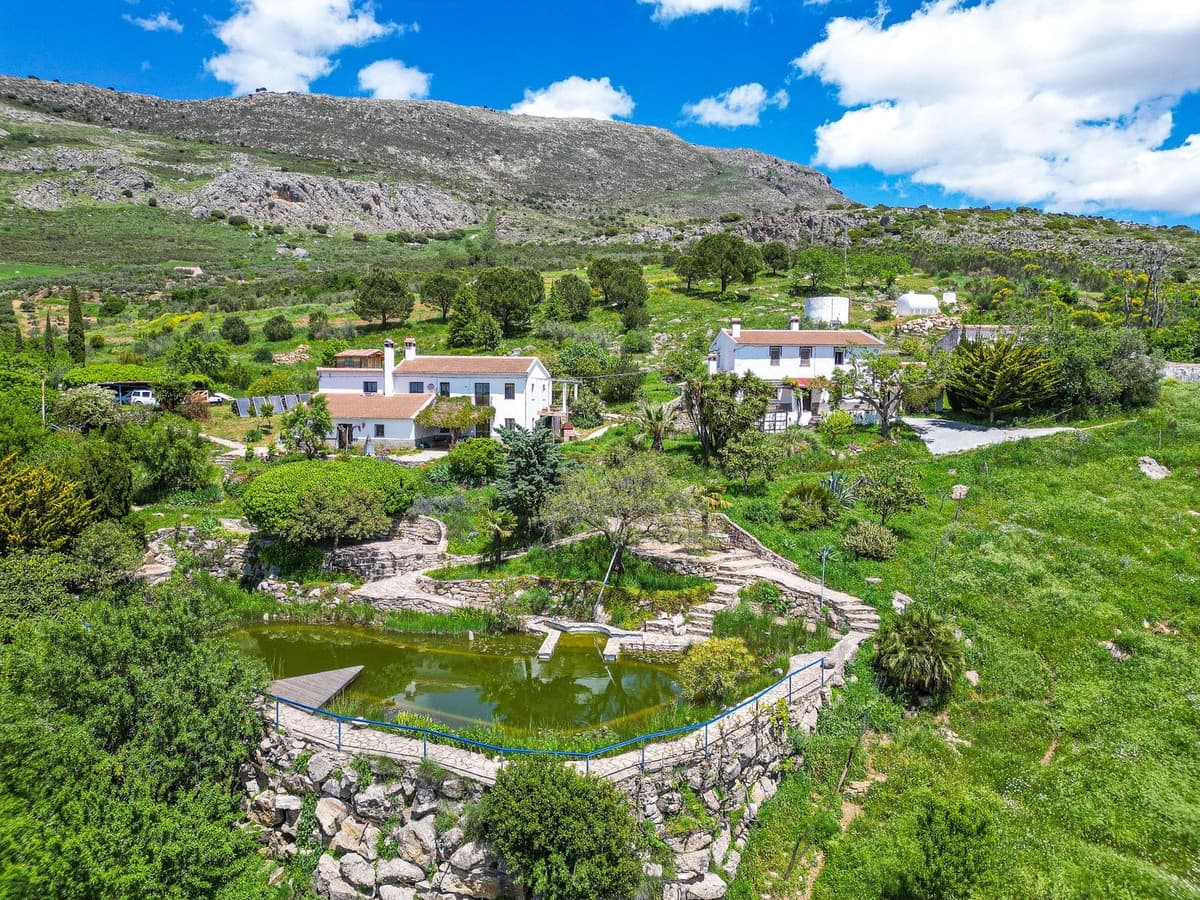 5 sovrum Finca/Hus på landet till salu i Periana med pool garage - 345 000 € (Ref: 9830017)